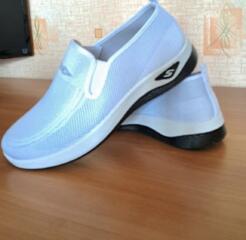 Кроссовки белые женские 40 размер