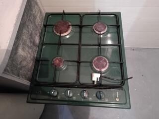 Продам газовую варочную панель.