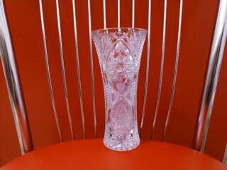 Продаю вазочку маленькую, не хрусталь