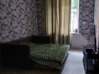 В продаже двухкомнатная квартира в центре города, район Ж/Д Вокзала. .