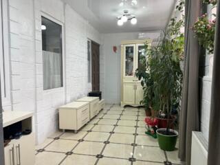 Vânzare, Sect. Centru, Apartament la sol, 3 odăi, 80m2
