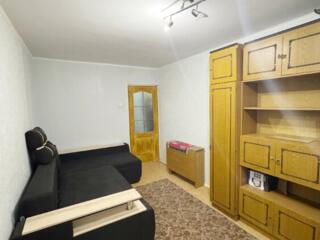 2-комнатная 4/9 Кировский. Торг!