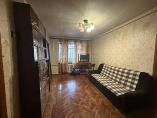 Предлагается к продаже двухкомнатная квартира на Черемушках. Квартира 