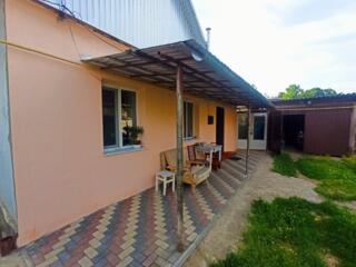 Продается ДОМ в ЦЕНТРЕ города р-н 9 школы. (Все остается)