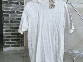 Мужская футболка. Размер M- L Балка.