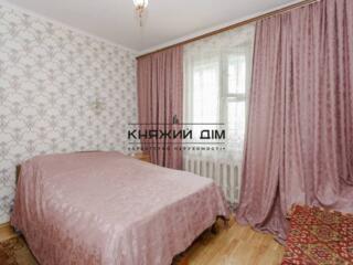 Продається двокімнатна квартира в Києві, в Дарницькому районі, на ...