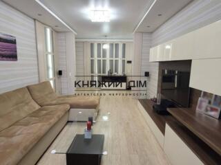 Продаж 3х кім. квартири по Харьківському шосе буд. 58Б ( ...