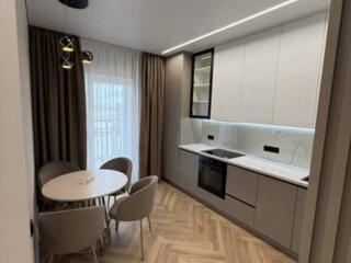 Продается стильная квартира в ЖК Жемчужина на Краснова. Расположена ..