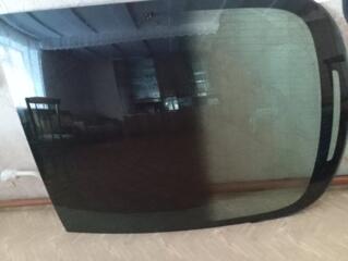 Стекло задней панорамы Tesla Model 3 20г.