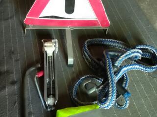 Домкрат ключ 17 знак майка трос= 500 р