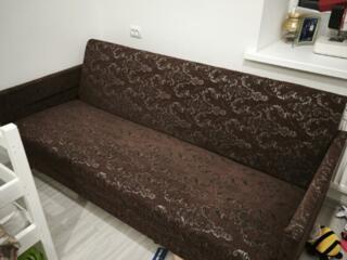 Продам диван в очень хорошем состоянии