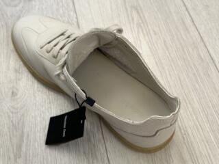 Фирменные оригинальные кеды