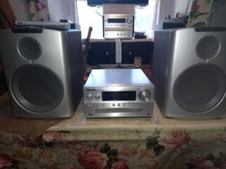 М. центр Panasonic. С колонками.