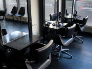 ПРОДАМ мебель для салона красоты! Парикмахерские кресла и т. д