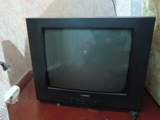 СРОЧНО продам ТЕЛЕВИЗОР