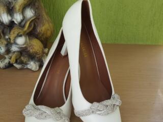 Продам туфли