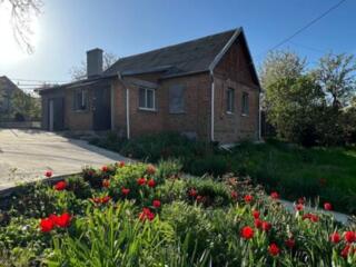 Продается отличный дом с мебелью и техникой на Балке