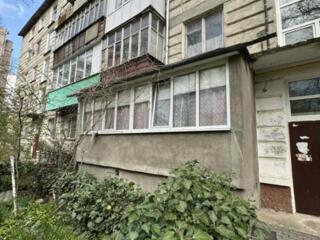 2- комнатная. Центр. С пристройкой.