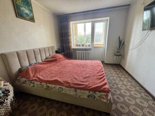 Продается уютная 2-комнатная квартира возле парка Горького! Светлая и 