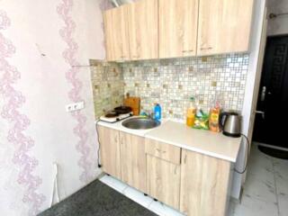 Продается квартира площадью 18м2 на безопасном первом этаже. В ...