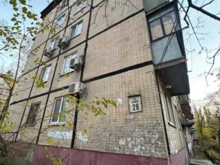 продаж 1-к квартира Дніпро, Індустріальний, 20000 $