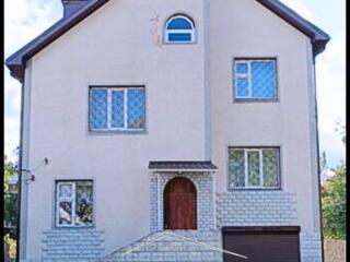 Продается пятиуровневый дом в центре города!