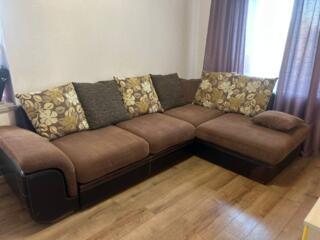 Продам диван угловой с нишей для белья, после профчистки