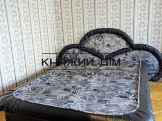 Оренда 1 кімнатної квартири в Печерському р-ні , Кловський спуск 20. .