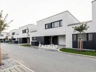 Продается земельный участок в Аркадии под постройку жилого дома. На ..