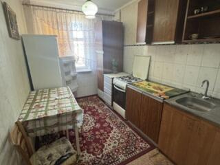 Двухкомнатная Чешка на Хомутяновке 4/5эт без ремонта