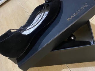 Продам женские туфли