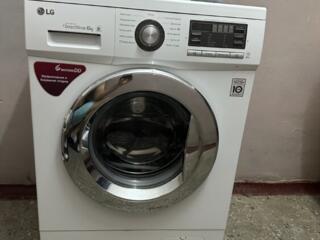 Продам стиральную машинку LG