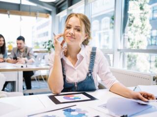 Менеджер по продажам профессиональной косметики