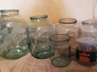 Стеклобанки б/у 1 л, 0,5 под закатку и 0,45 л винтовая