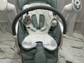Продам стульчик для кормления с функцией качания. Пишите в Вайбер
