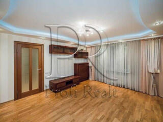 продаж 3-к квартира Київ, Дніпровський, 118900 $