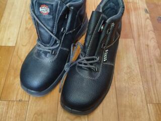 Ботинки новые
