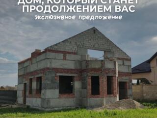 Новый мансардный дом, Площадь 173.3 м2, 5 соток земли.