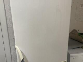 Холодильник LG