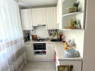 Продается 2х-комнатная квартира на Бородинке