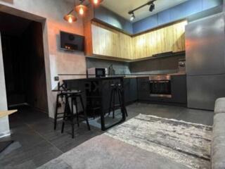 Оренда 2 кім. студіо на вул. Кіквідзе (Бойчука), 41. У квартирі є всі 