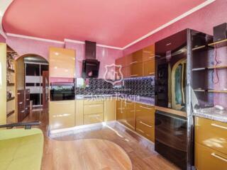 продаж 2-к квартира Київ, Дніпровський, 52000 $