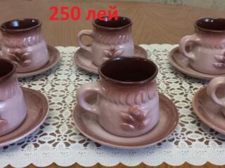 Набор керамических чашек с блюдцами 250 лей, посуда керамическая