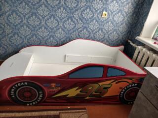 Продаю детскую кроватку