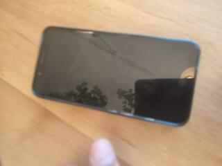 Продам телефон Mi 8 256gb