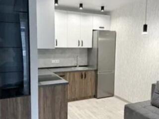 1-комнатная с евроремонтом в новом доме на Таирова Альтаир