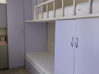 Продам двухъярусную кровать