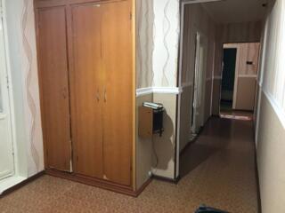 Продается 3-х комнатная квартира, в центре р-н Орхидея.