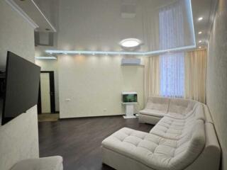 продаж 3-к квартира Київ, Голосіївський, 153000 $