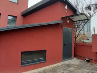 довгострокова оренда офісне приміщення Київ, Голосіївський, 1980 $/міс